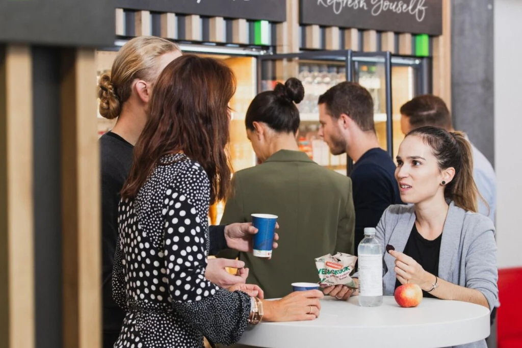 large-selecta-employee-engagement large-selecta-employee-engagement